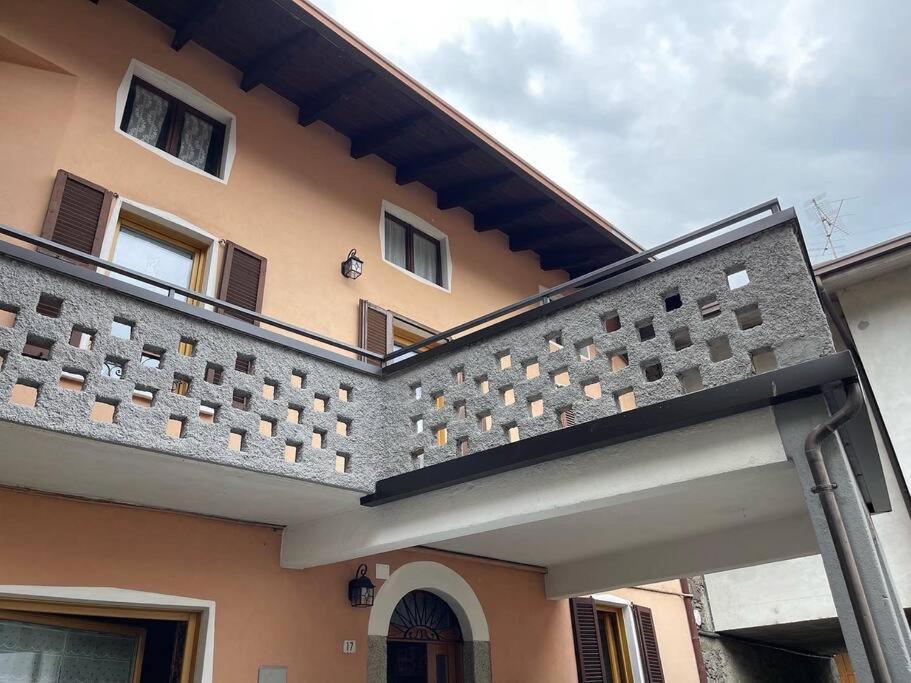 Casa Vacanze La Torre Malonno Kültér fotó