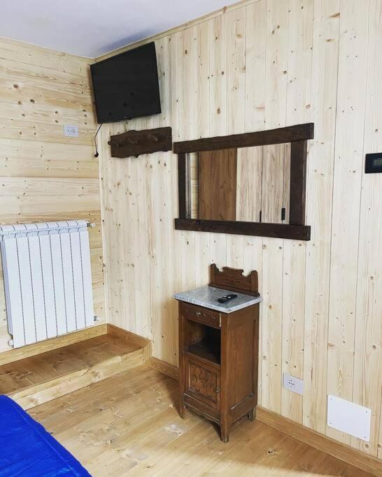 Casa Vacanze La Torre Malonno Kültér fotó